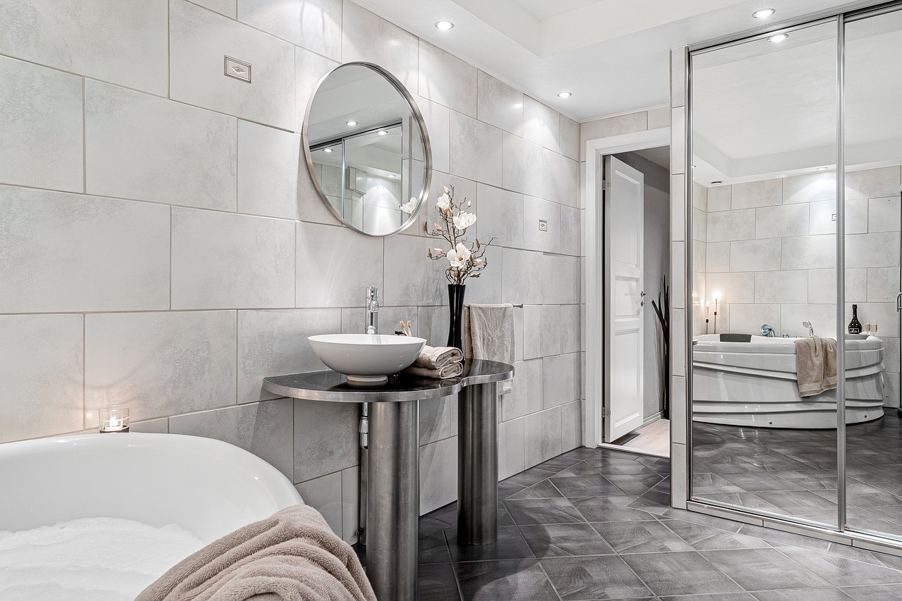 Installer une Salle de Bain Luxueuse et Abordable : Conseils et Astuces